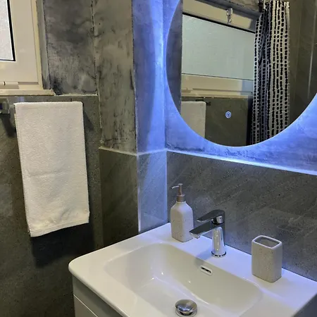 Boho Cane Apartman Tirana